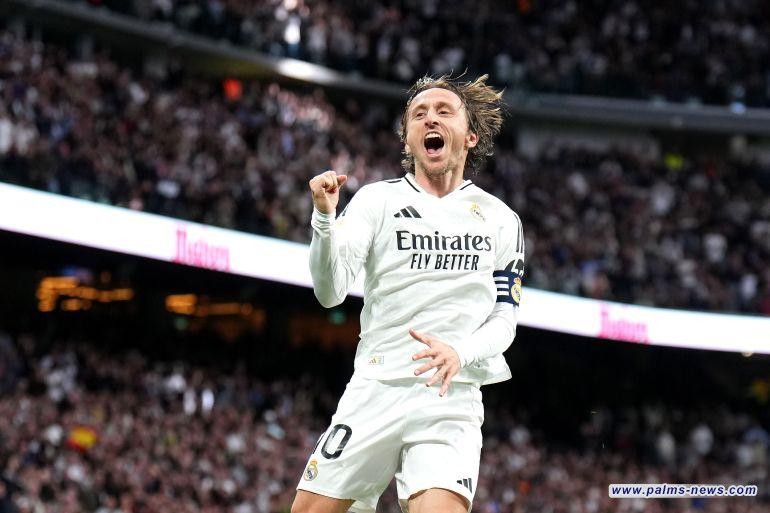 مدرب ميلان ماسيميليانو أليغري يعلن ضم مودريتش إلى ميلان الإيطالي قادماً من ريال مدريد.